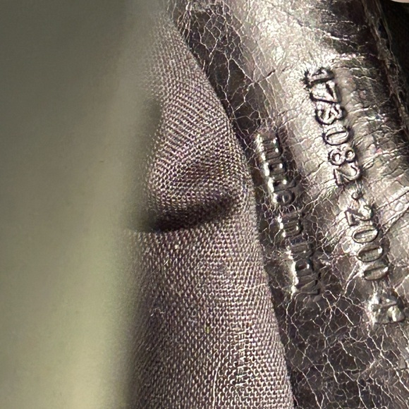 BALENCIAGA RIVACITY Black Paper
Leather two way handbag Rare Vintage EUC - Picture 8 of 16